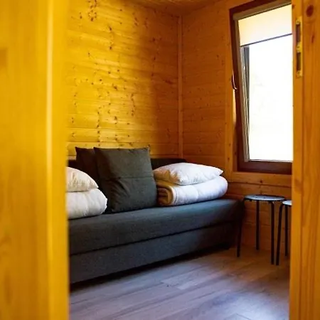 Skowronki Lodge *
