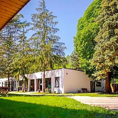 Skowronki Lodge